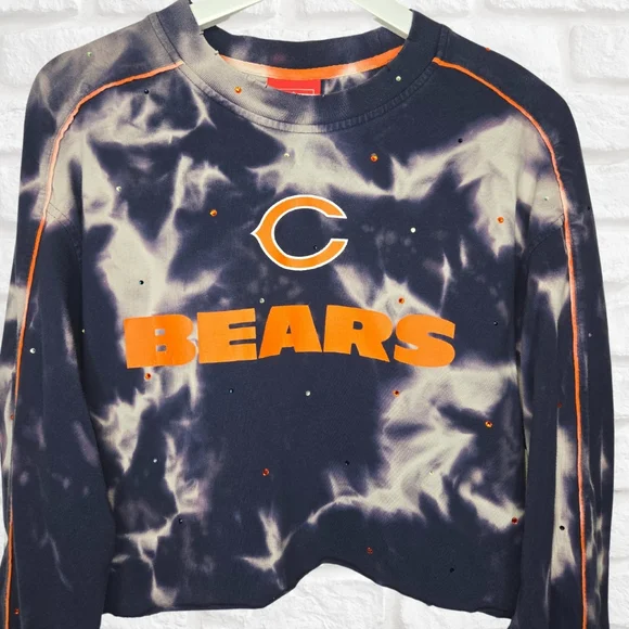 Chicago Bears Crop Tee - Picture 3 of 7